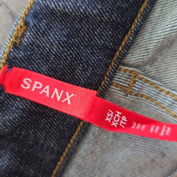 Spanx Denim Cuffed Leg Raw indigo high rise - Picture 10 of 16